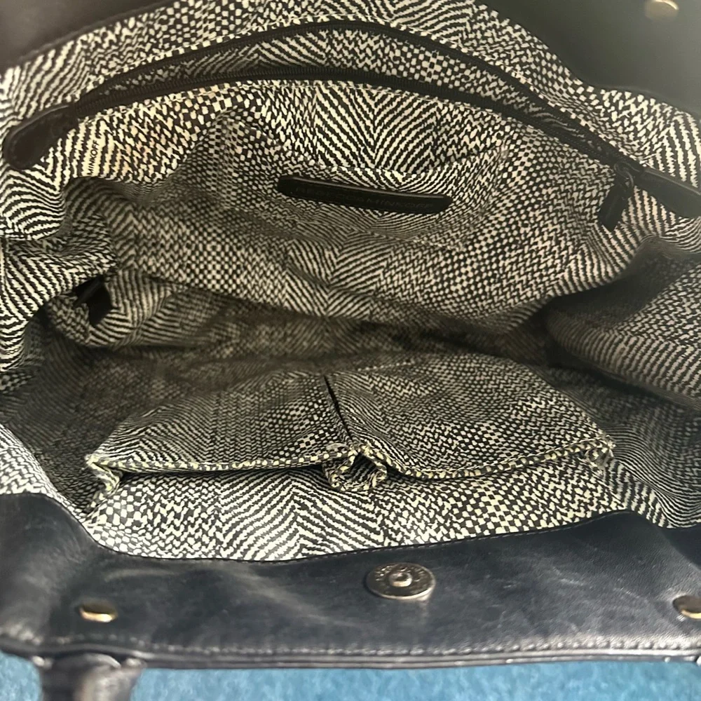 Men's Black and Brown Leather Bag - Picture 3 of 8